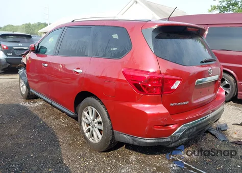 2017 Nissan Pathfinder Sv z USA, uszkodzony, nr VIN 5N1DR2MN4HC673145